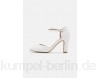 Anna Field Wide Fit Classic heels - white