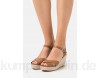 TOM TAILOR Platform sandals - camel/brown
