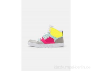 Guess JUSTIS - High-top trainers - pink/silver/multi-coloured
