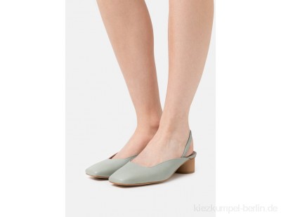 ÁNGEL ALARCÓN Classic heels - yucca dream/mint